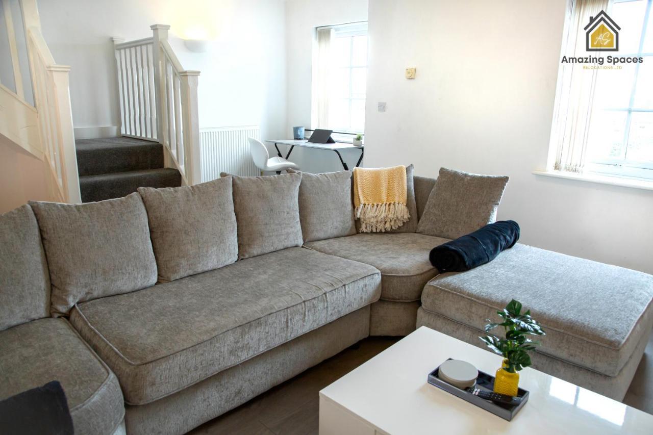 Large Unique 2 Bedroom Duplex Apartment With Private Parking & Free Wifi - Vat Qualifying By Amazing Spaces Relocations Ltd Warrington  Exteriör bild